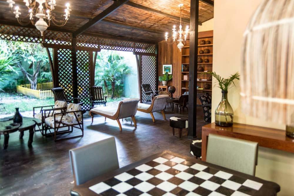 Lara Hotel 알퀴라즈 외부 사진