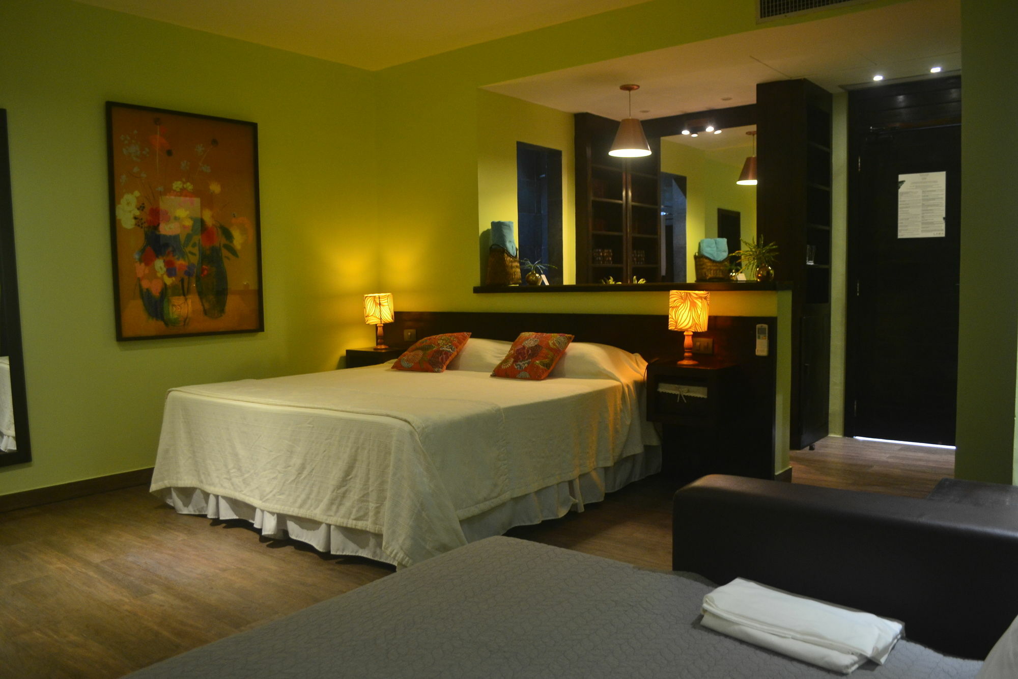Lara Hotel 알퀴라즈 외부 사진
